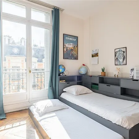 Veeve - Clichy Couture Parigi